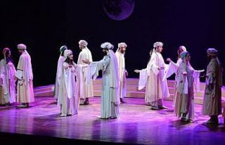 Ankara Devlet Tiyatrosu Malatya'da 'Leyla ile Mecnun'...