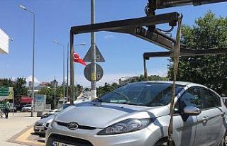 İstanbul Trafik Vakfı, park yasağını ihlal eden...