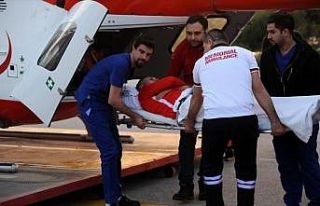 Antalyasporlu Jahovic ambulans helikopterle Antalya'ya...