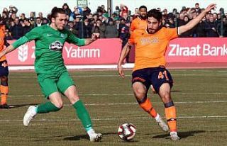 Kırklarelispor, Başakşehir'i kupadan eledi