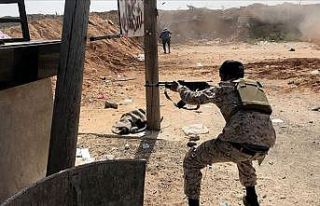 Libya'da UMH güçleri Hafter'in Trablus'un güneyindeki...