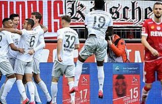Bayern Münih deplasmanda Köln’ü 4-1 yenerek liderliğini...