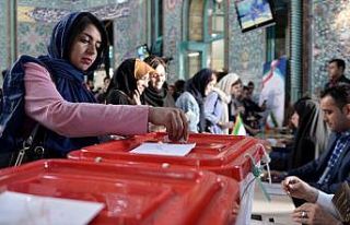 İran, Meclis seçimleri için yarın sandık başına...