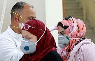 İran Sağlık Bakanlığı koronavirüs nedeniyle...