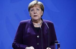 Merkel, Thüringen eyaletindeki başbakan seçimini...