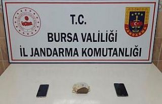 Bursa'da uyuşturucu operasyonu: 3 gözaltı