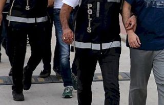 Edirne'de FETÖ operasyonunda bir subay gözaltına...