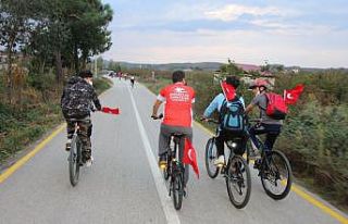 Sakarya'da gençler Azerbaycan'a destek için pedal...
