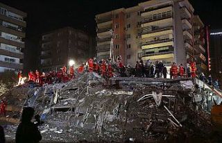 İzmir'deki deprem için taziye dünyadan taziye...