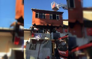 Kocaeli'de evde çıkan yangında 2 çocuk yaralandı