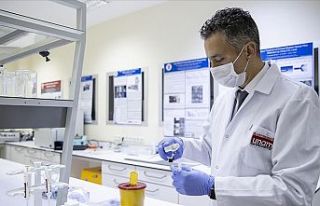 Türk bilim insanları koronavirüs teşhisini 10...