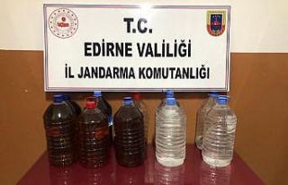 Edirne'de 110 litre kaçak içki ele geçirildi