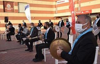 Edirne'de müzisyenler “evde kalanlara“ Trakya...
