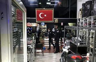 Bursa'da bir iş yerindeki silahlı kavgada 2 kişi...