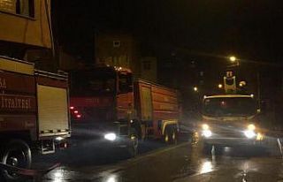 Bursa'da kullanılmayan 2 evde çıkan yangın söndürüldü