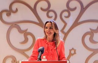 CHP Kadın Kolları Genel Başkanı Nazlıaka, Kocaeli'de...