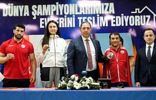 İstanbul Büyükşehir Belediyespor, dünya şampiyonu...