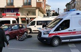 Kocaeli'de motosikletin otomobille çarpışması...