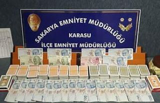 Sakarya'da evde kumar oynayan 16 kişiye para cezası...