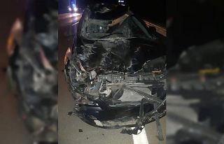 Edirne'de otomobil mandaya çarptı: 3 yaralı