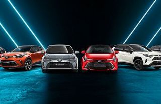 Toyota “dünyanın en çok araç satan üreticisi“...