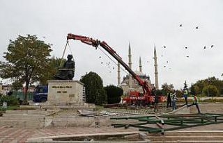 Selimiye Camisi Meydanı düzenlenme çalışmaları...
