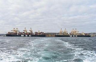 Dev konteyner gemisi “MSC Samar“ Tekirdağ'dan...