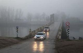 Edirne'de sis etkisini sürdürüyor