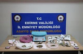 Edirne'de uyuşturucuyla yakalanan şüpheli...