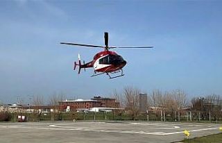 Ambulans helikopterle Ankara'ya sevk edilen hastaya...