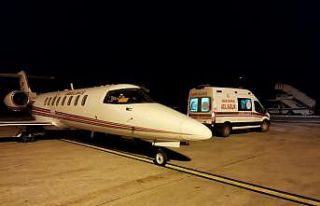 2 hasta yanık tedavisi için ambulans uçakla Bursa'ya...