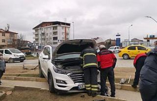 Otomobillin çarpıştığı kazada 4 kişi yaralandı