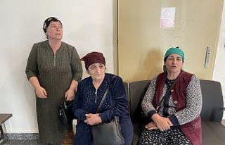 Ahıska Türkü kadınlar savaş bölgesinde gözyaşı...