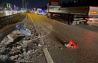 Kocaeli'de iki otomobilin çarpıştığı kaza...