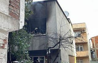 Bursa'da 5 gün önce yanan evde yeniden yangın...