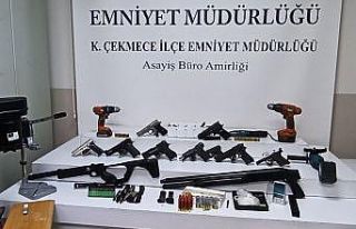 İstanbul'da uyuşturucu ve ruhsatsız tabanca...