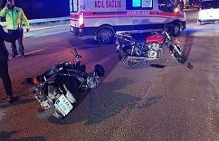 Bursa'da motosikletlerin çarpıştığı kazada...