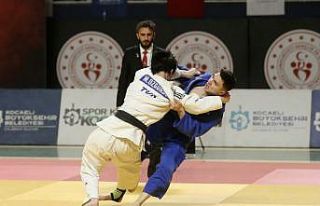 Spor Toto Gençler Türkiye Judo Şampiyonası Kocaeli'de...