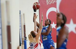 Türkiye Kadınlar Basketbol Ligi play-off final serisi
