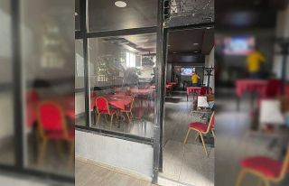 Beykoz'da kahvehanede darbedilen 4 kişi tabancayla...