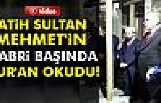 Erdoğan, Fatih Sultan Mehmet'in kabrinde Kur'an-ı...