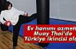 Ev hanımı azmetti Muay Thai'de Türkiye ikincisi...