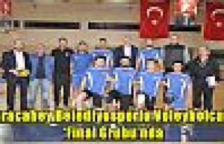 Karacabey Belediyesporlu Voleybolcular ‘Final Grubu’nda