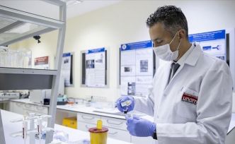 Türk bilim insanları koronavirüs teşhisini 10 saniyeye düşüren tanı sistemi geliştirdi