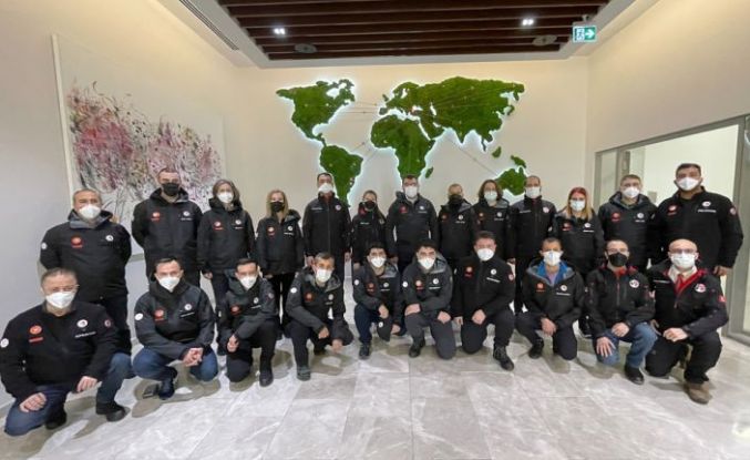 Türkiye'nin Beyaz Kıta'ya düzenlediği 6. Ulusal Antarktika Bilim Seferi ekibi yola çıktı