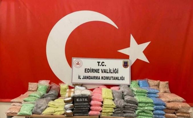 Edirne'deki operasyonlarda 576 kilo 471 gram uyuşturucu ele geçirildi