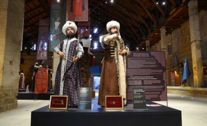 Edirne'de Osmanlı Padişahları Tuğraları sergisi açıldı