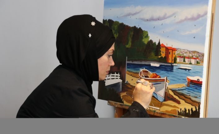Edirne'de “ev hanımı ressam“ sergi salonu açarak hayalini gerçekleştirdi
